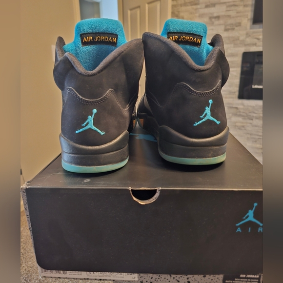 Air Jordan 5 Retro 11.5 - Picture 4 of 5